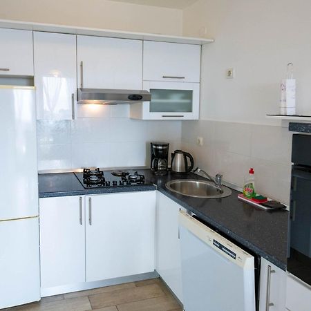 Apartman Doris Lovran Exteriör bild
