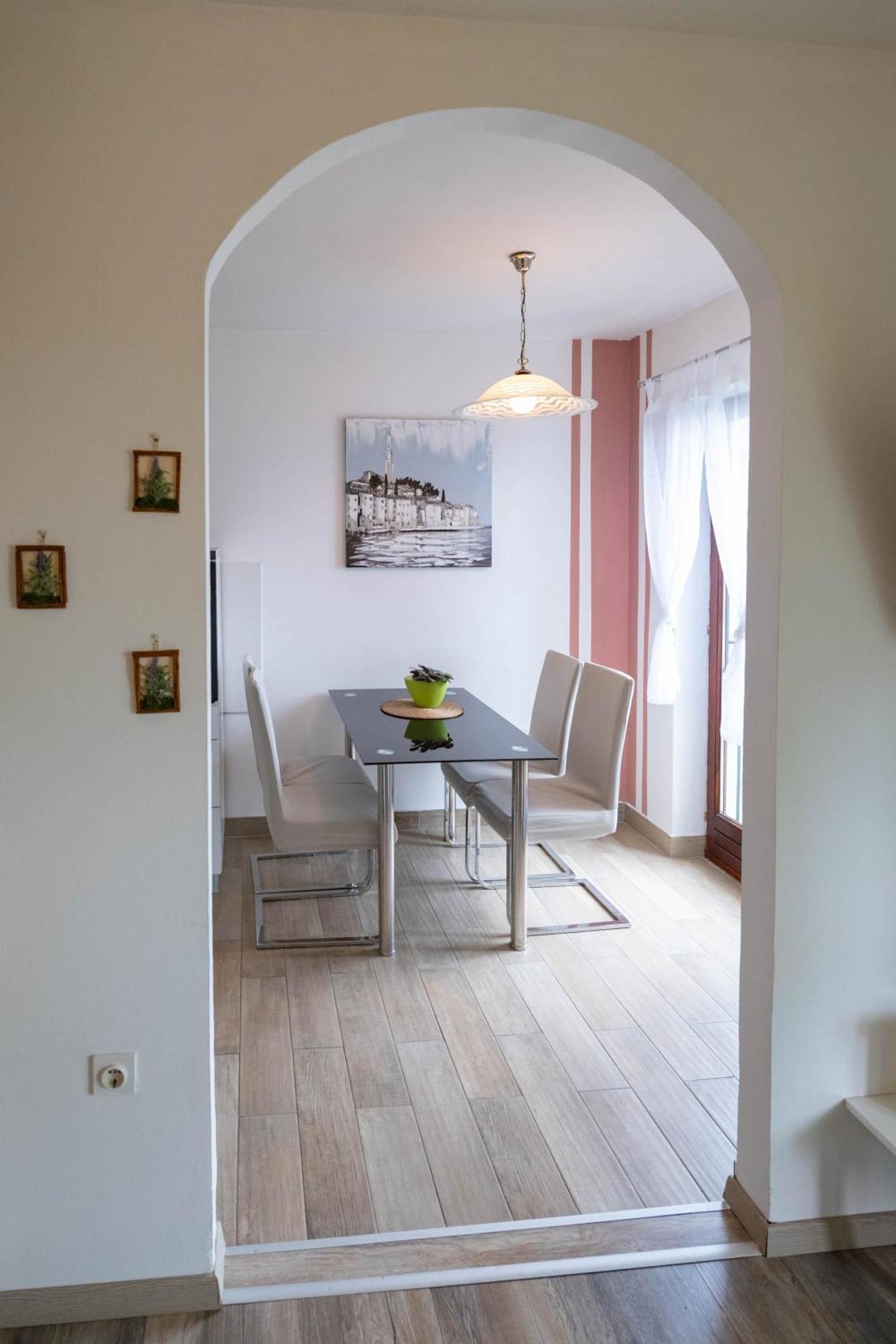 Apartman Doris Lovran Exteriör bild