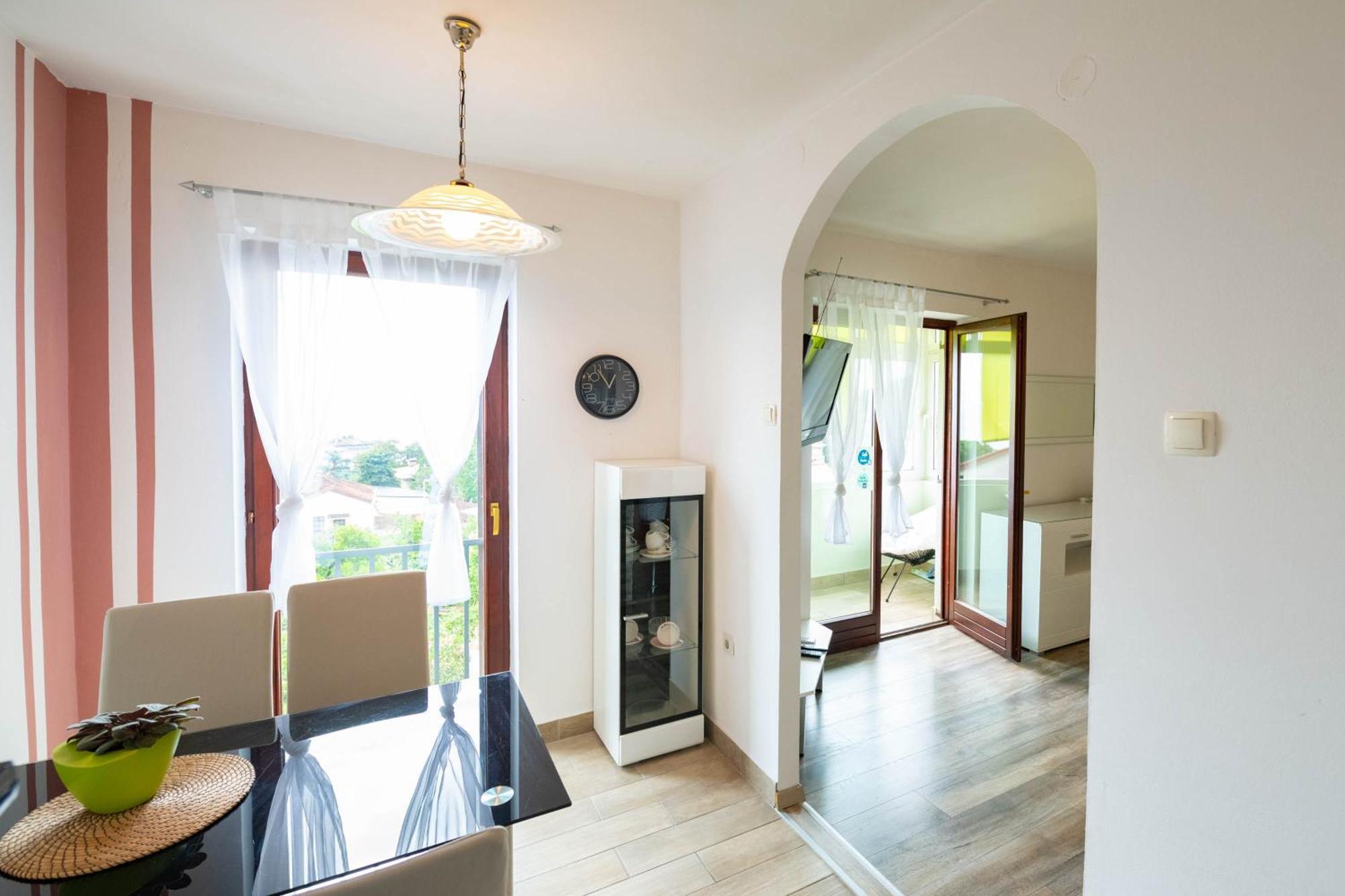 Apartman Doris Lovran Exteriör bild